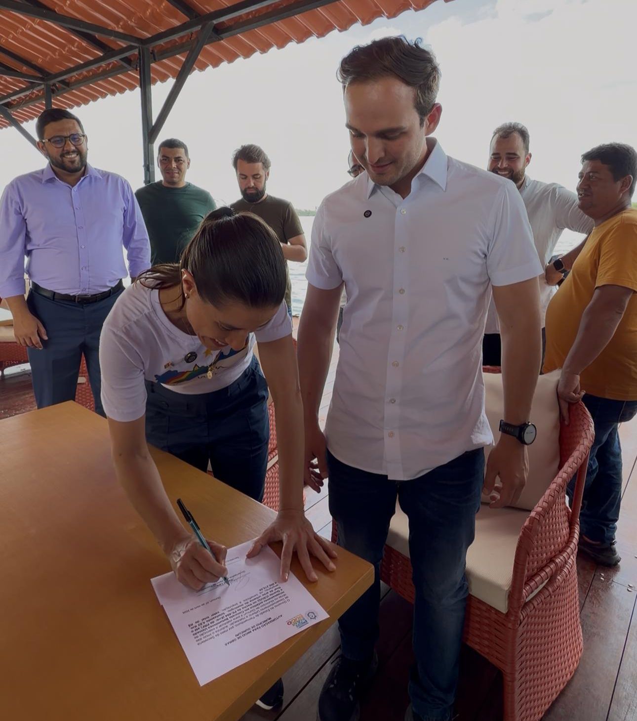 Victor Coelho e Raquel Lyra assinam ordem de serviço para requalificação da Avenida Fernando Bezerra em Ouricuri